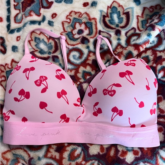 medium t shirt bra ! - Picture 1 of 2